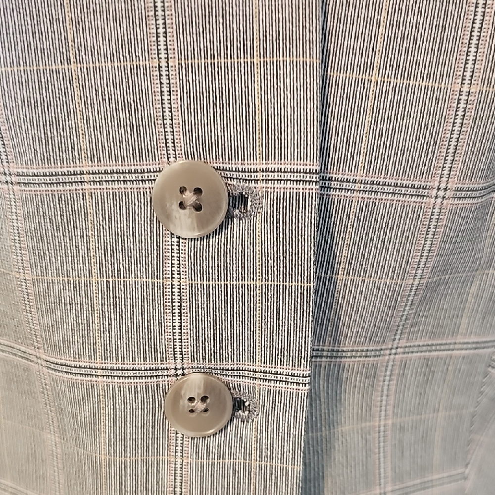 Express sz M gray plaid button-up vest - Picture 4 of 13